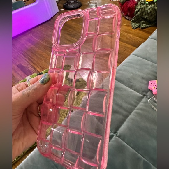 NEW transparent pink iPhone 13 Pro Max case - Picture 8 of 8